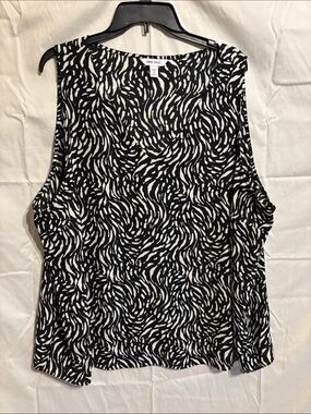 Nine West Black & White Swirl Print Sleeveless Camisole